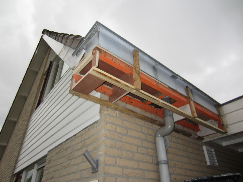 schildersbedrijf zwolle 4Dakgoot repareren Aangepast